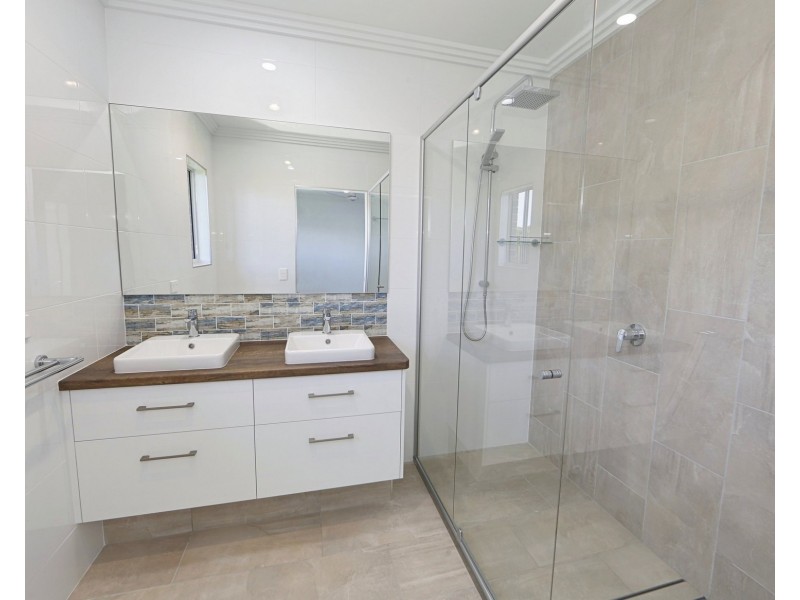 25 Durdins Rd, Bargara QLD 4670