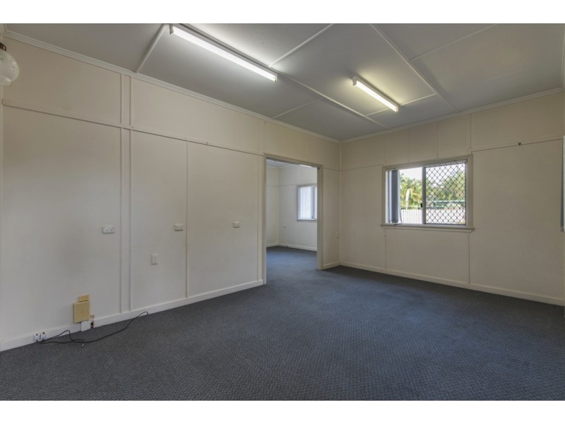 1/5 Williams Rd, Svensson Heights QLD 4670