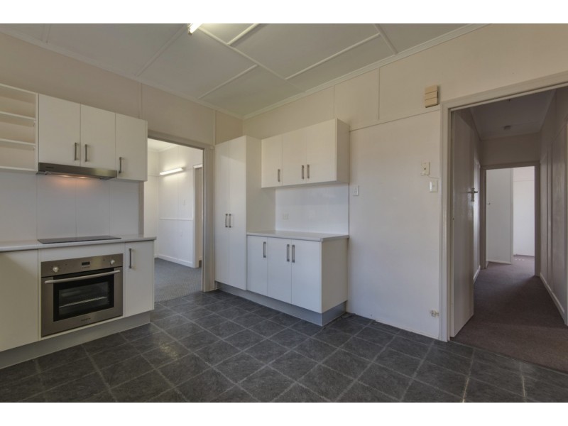 1/5 Williams Rd, Svensson Heights QLD 4670