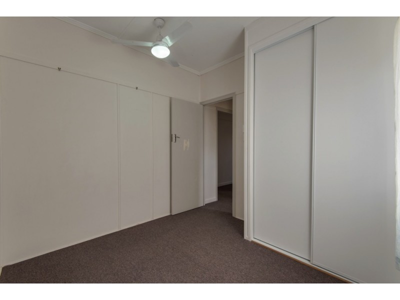 1/5 Williams Rd, Svensson Heights QLD 4670