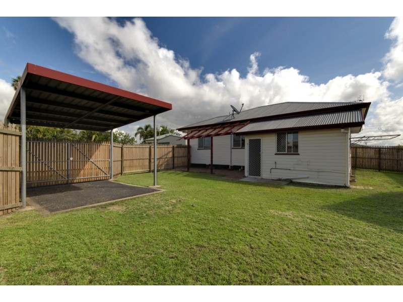 1/5 Williams Rd, Svensson Heights QLD 4670