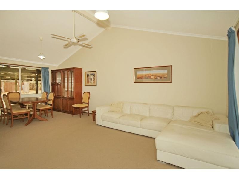 6 Rialto Place, Heathcote NSW 2233