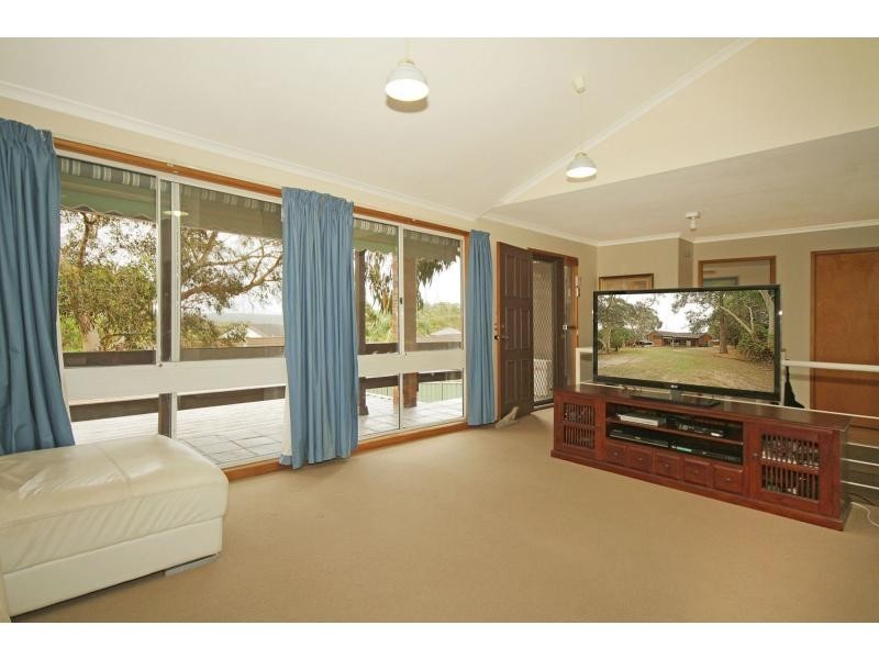 6 Rialto Place, Heathcote NSW 2233