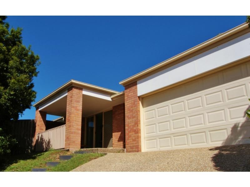 2/6 Kumnick Street, Upper Coomera QLD 4209