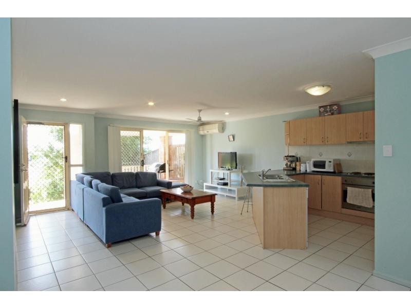 2/6 Kumnick Street, Upper Coomera QLD 4209