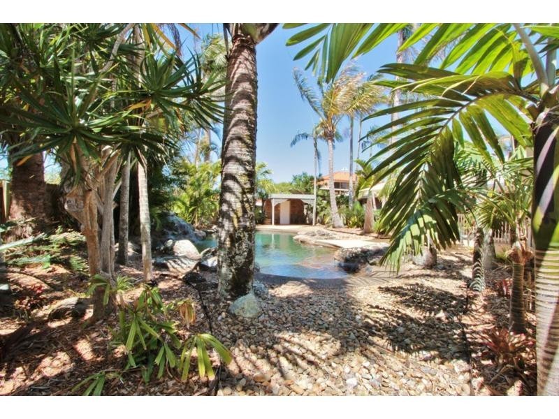 2 Barrett Drive, Lennox Head NSW 2478