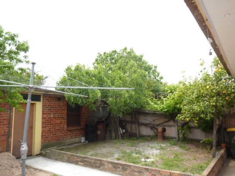 28 Eglinton Street, Moonee Ponds VIC 3039