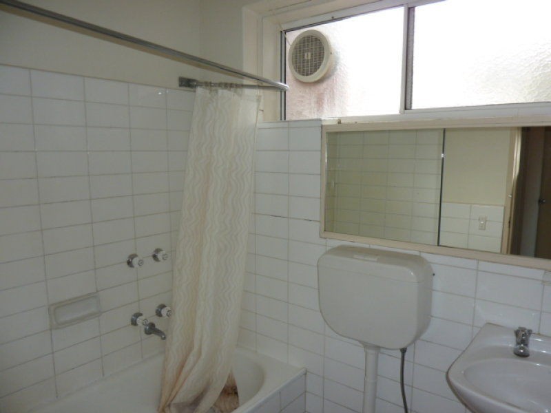 9/115 Canterbury Street, Flemington VIC 3031