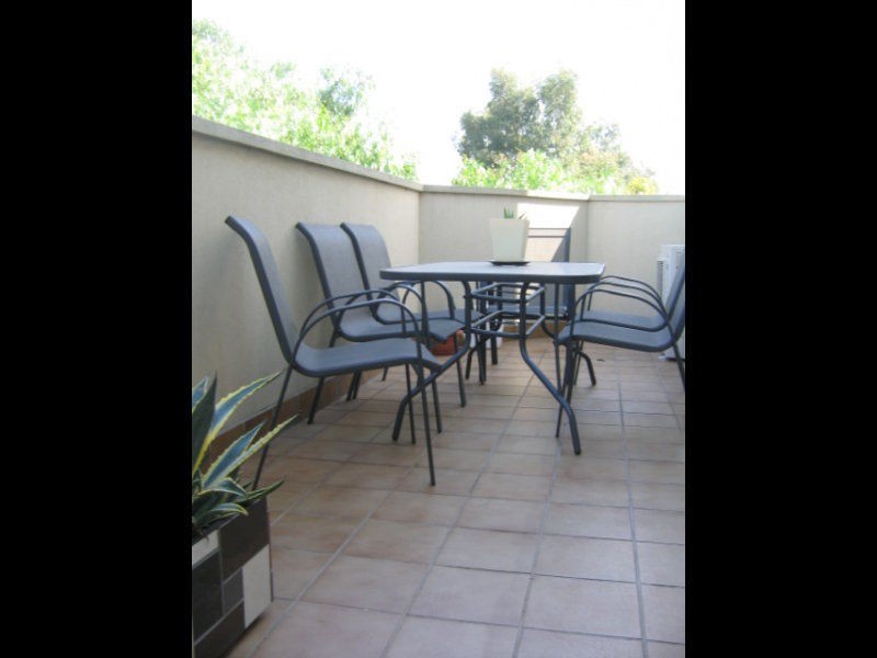 24/29 Bendall Street, Kensington VIC 3031