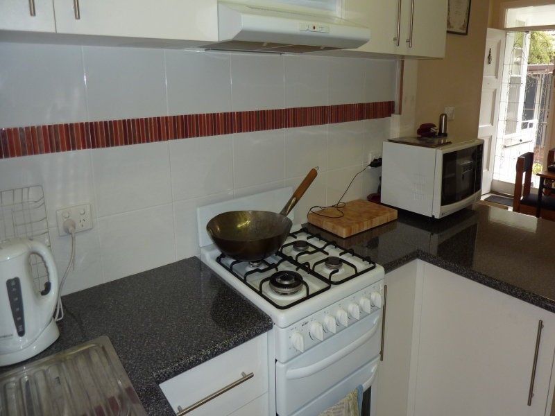 Villa 5/5 Violet Street, Essendon VIC 3040