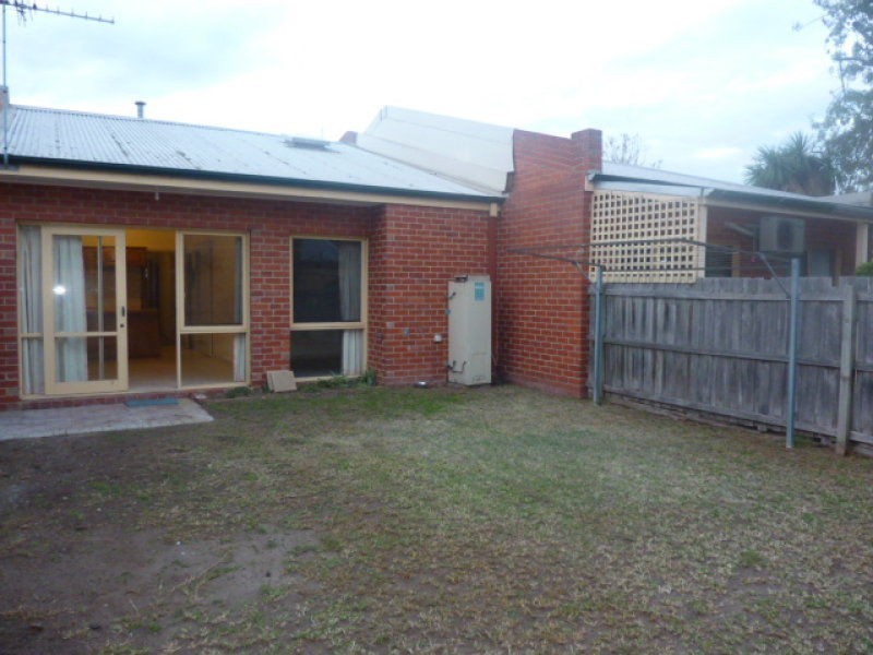 Villa 12/7-13 Kent Street, Ascot Vale VIC 3032