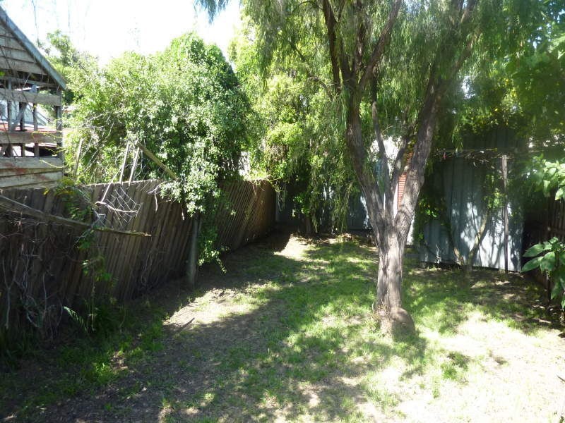 22 Brixton Street, Flemington VIC 3031