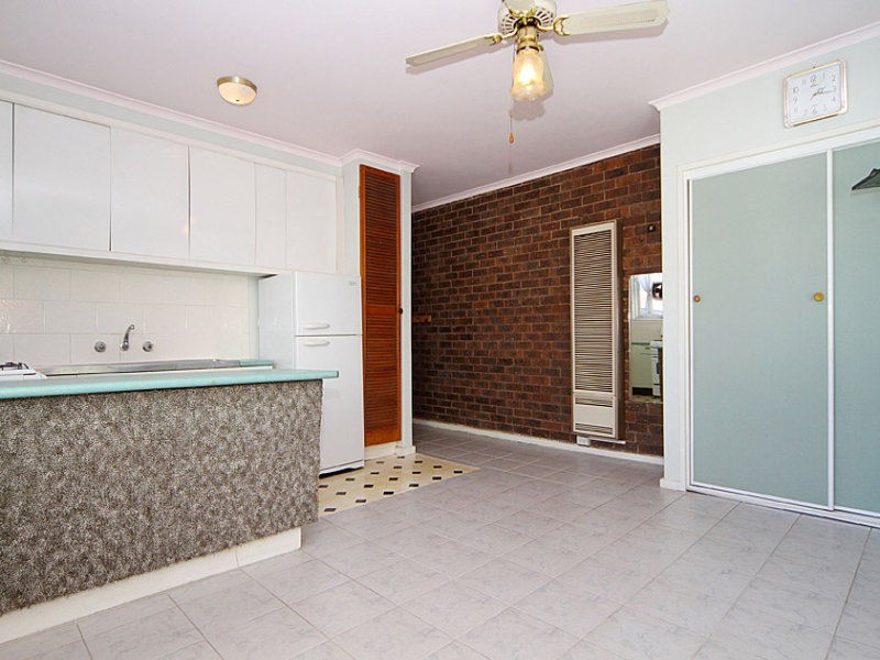 2/182 Mt Alexander Road, Flemington VIC 3031