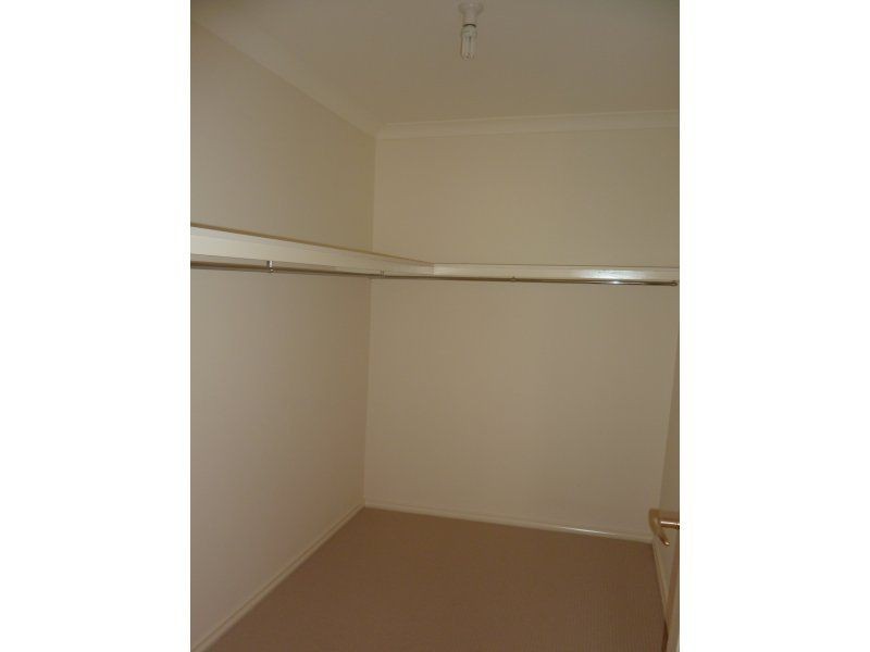 2 Railway Place East, Ascot Vale VIC 3032