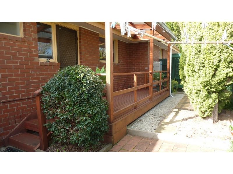 2/35 Clarinda Road, Essendon VIC 3040