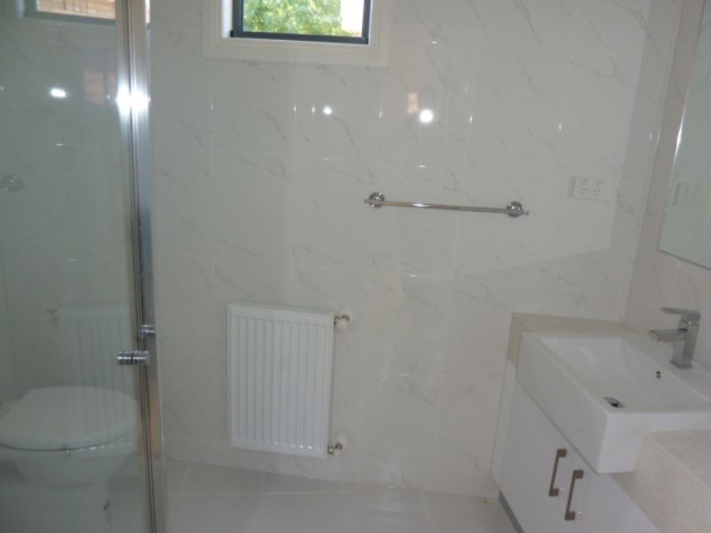 294 Pin Oak Crescent, Flemington VIC 3031