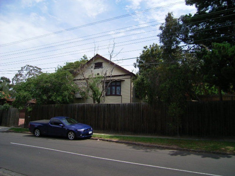 27 Myrnong Crescent, Ascot Vale VIC 3032