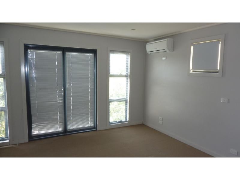 31 The Parade, Ascot Vale VIC 3032