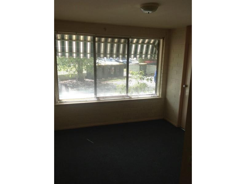 1/158 Napier Street, Essendon VIC 3040