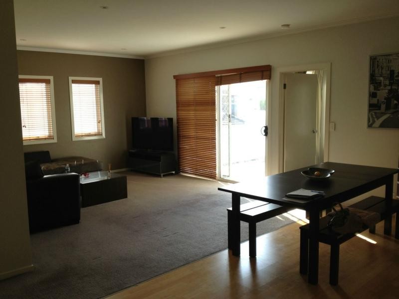 52/2 Newmarket Way, Flemington VIC 3031