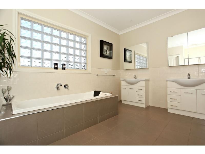 273 Point Cook Road, Point Cook VIC 3030