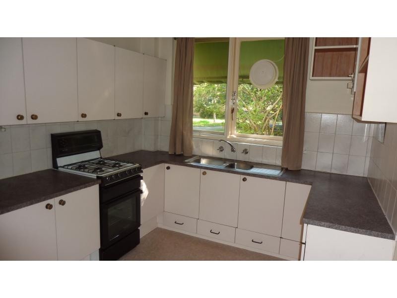 12/31 Leslie Road, Essendon VIC 3040