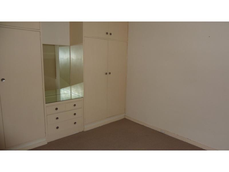 12/31 Leslie Road, Essendon VIC 3040