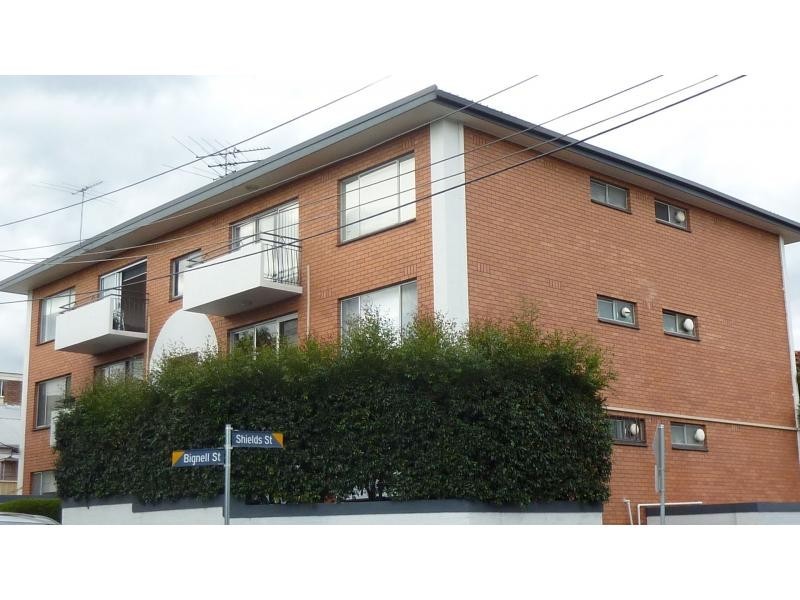 9/51 Bignell Street, Flemington VIC 3031