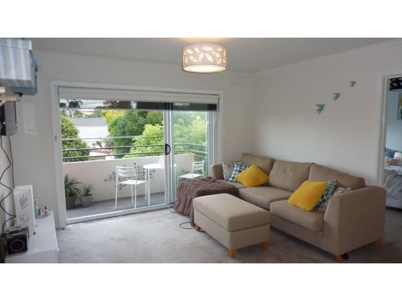 9/51 Bignell Street, Flemington VIC 3031