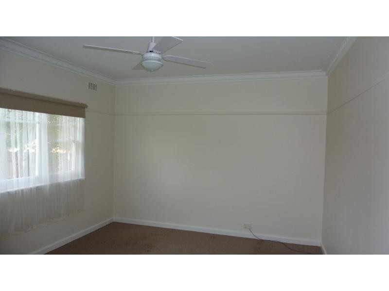 6 Elm Street, Airport West VIC 3042