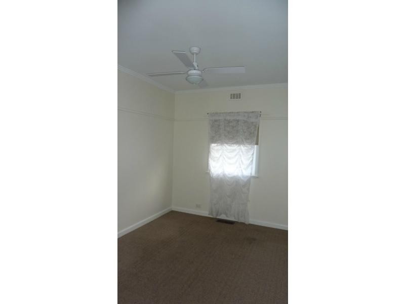 6 Elm Street, Airport West VIC 3042