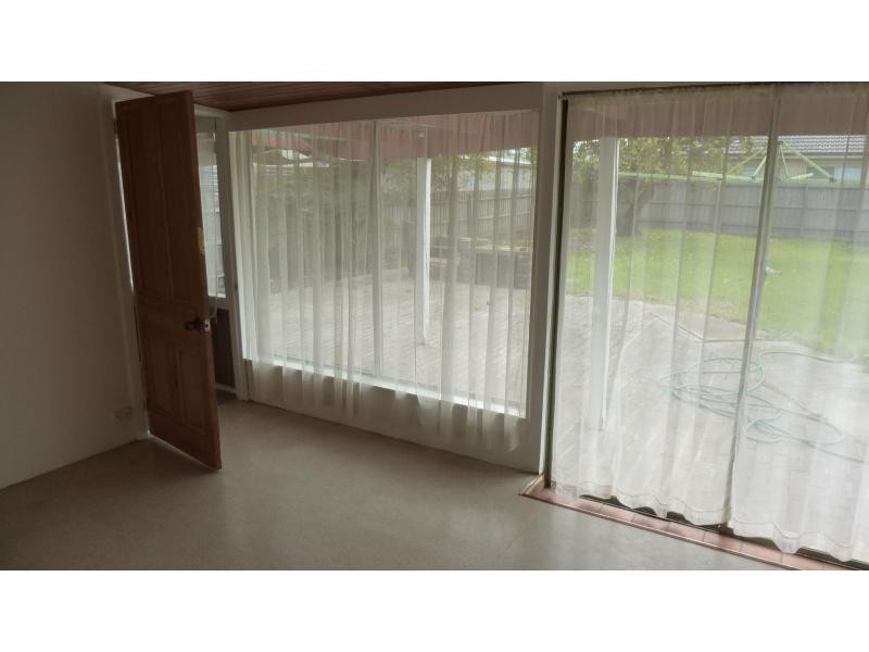 6 Elm Street, Airport West VIC 3042