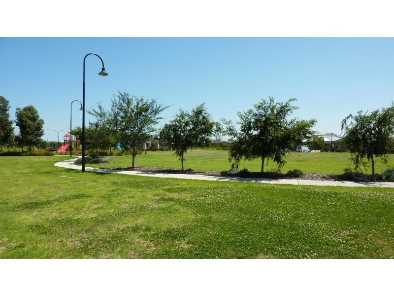 10 Central Park Boulevard, Deer Park VIC 3023