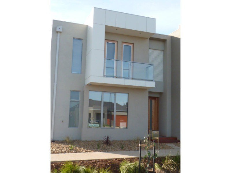 44 Bursaria Drive, Caroline Springs VIC 3023