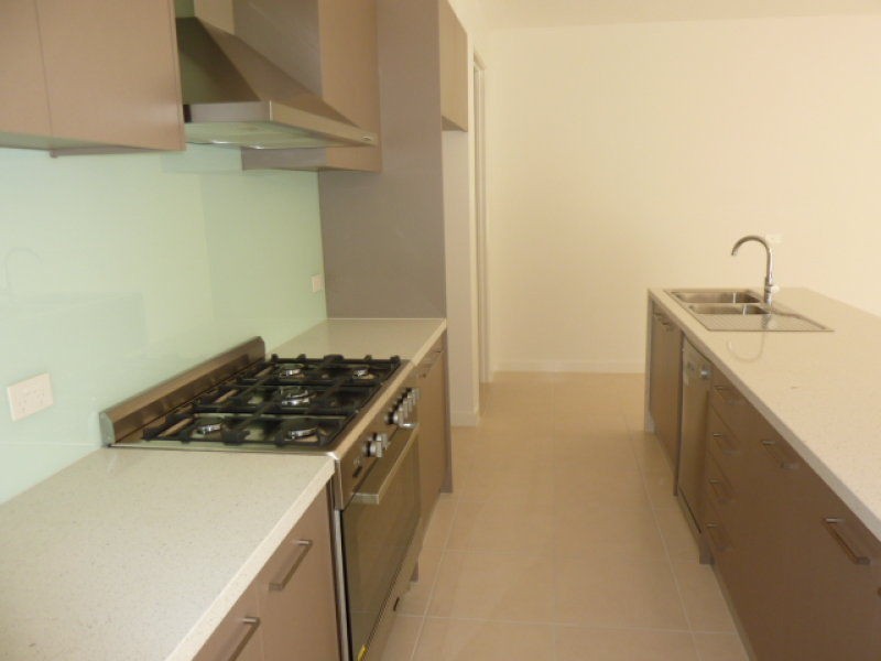 44 Bursaria Drive, Caroline Springs VIC 3023