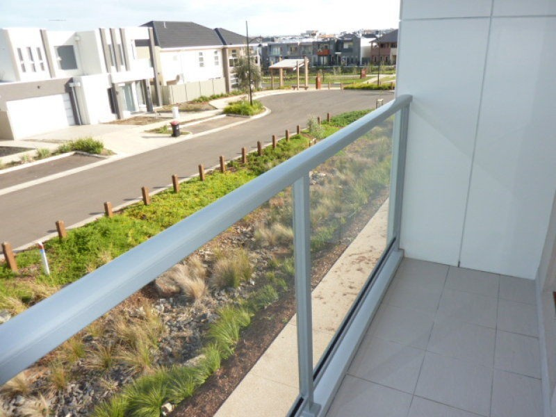 44 Bursaria Drive, Caroline Springs VIC 3023