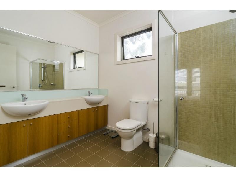 5A East Street, Ascot Vale VIC 3032