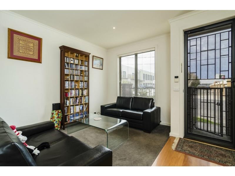 5A East Street, Ascot Vale VIC 3032