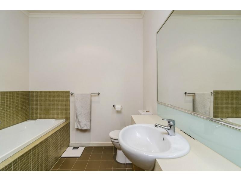 5A East Street, Ascot Vale VIC 3032