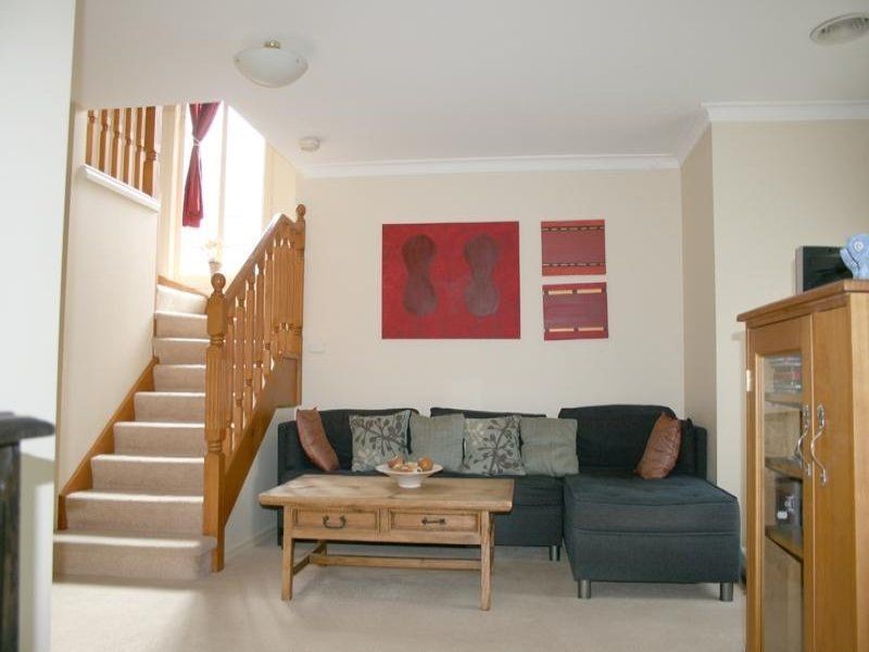 1/71 Lloyd Street, Strathmore VIC 3041