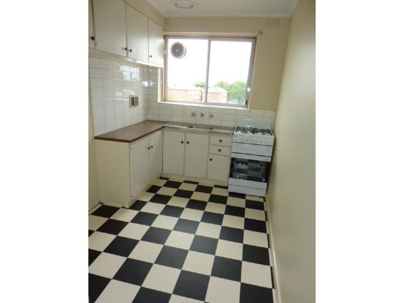 9/109 Canterbury Street, Flemington VIC 3031