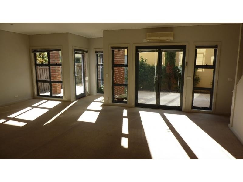 31A The Parade, Ascot Vale VIC 3032