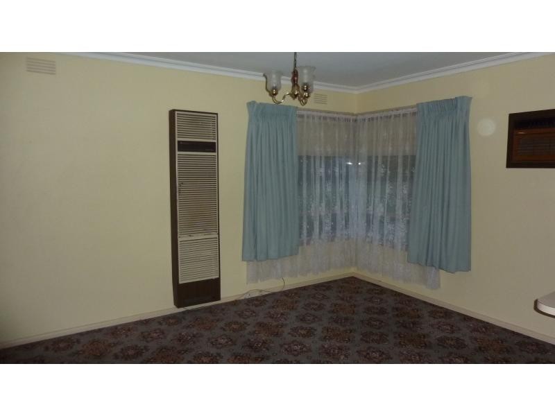 2/310 Napier Street, Strathmore VIC 3041