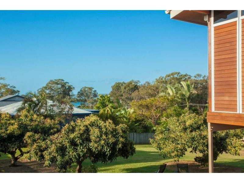 8 Alice Street, Russell Island QLD 4184