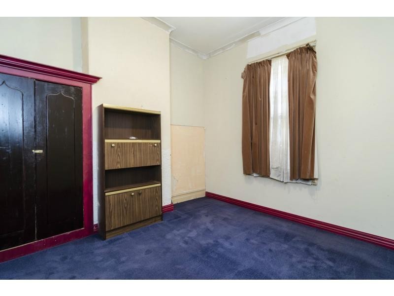 282 Pin Oak Crescent, Flemington VIC 3031