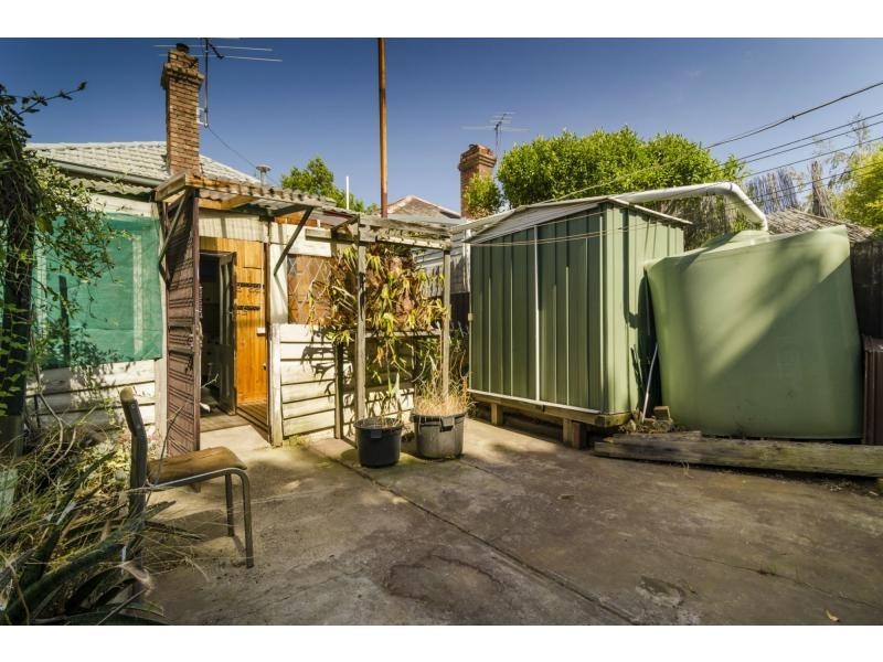 282 Pin Oak Crescent, Flemington VIC 3031