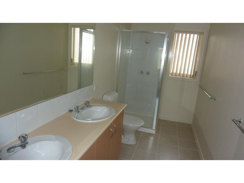 13 Rylie Lane, Maribyrnong VIC 3032