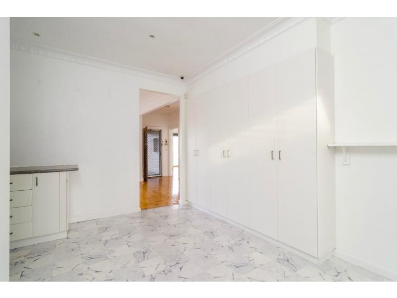 44 Haldane Road, Niddrie VIC 3042