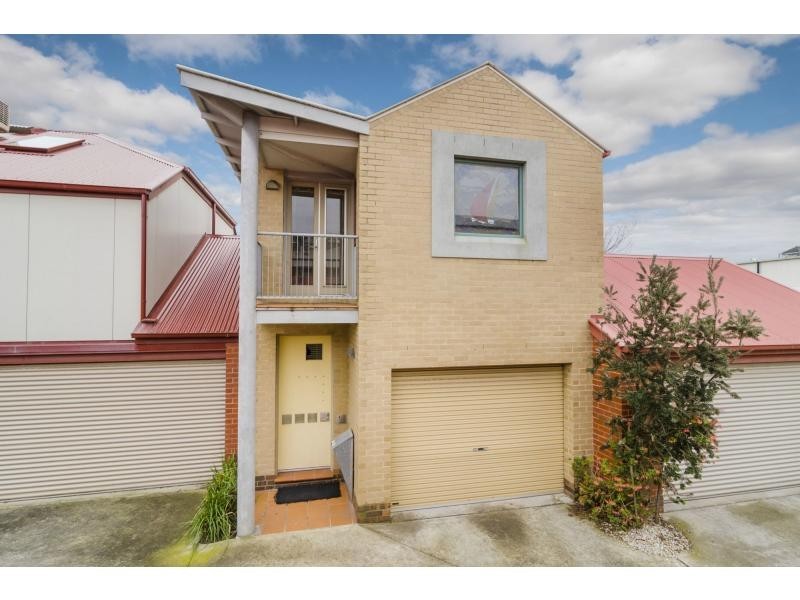 1 Farrell Mews, Williamstown VIC 3016