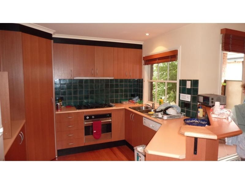 1/1 Logan Street, Glenroy VIC 3046